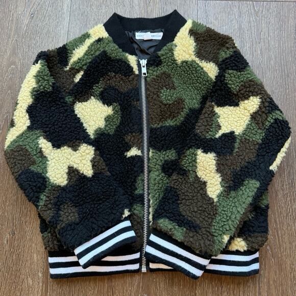 Rockets of Awesome Girls Camo Sherpa Jacket Sz 4 - Picture 1 of 4